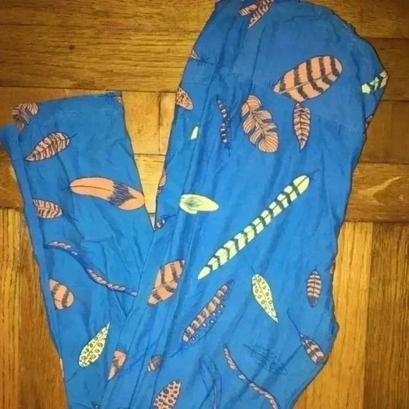 Lularoe light‎ blue feather one size leggings - Picture 1 of 1